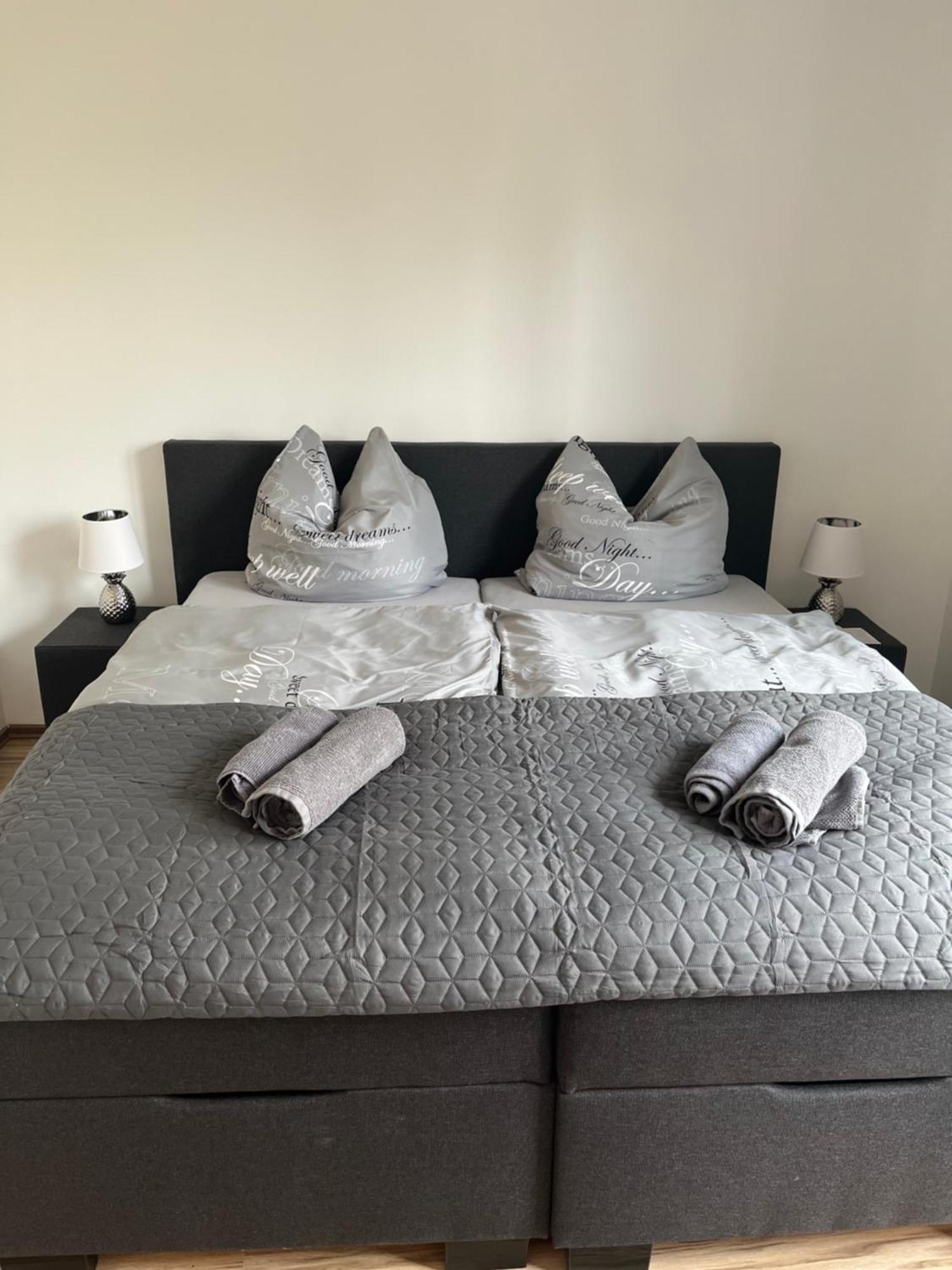 Ferienwohnung Traumhaftes Bijou Fuer 4 Holzminden Exterior foto