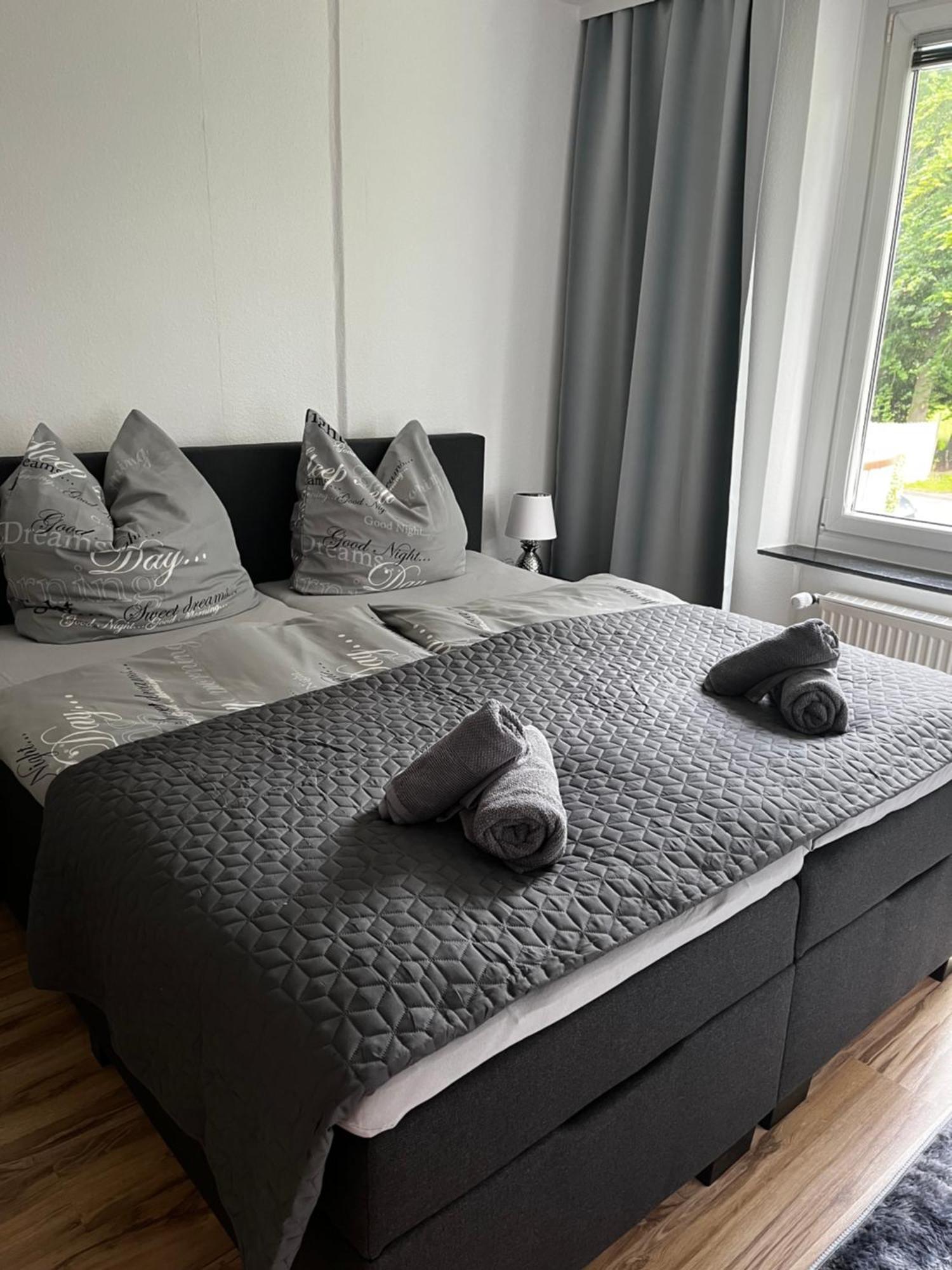 Ferienwohnung Traumhaftes Bijou Fuer 4 Holzminden Exterior foto